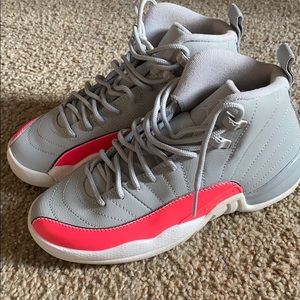 Girls air Jordan retro 12 gray/pink size 4Y